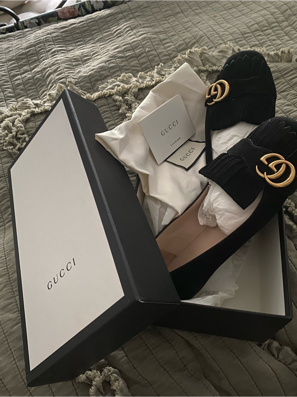 Gucci Black Velvet Fringe Loafers with Gold Double G - Picture 6 of 6